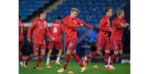 Erling Braut Håland spielte zum ersten Mal für die Nationalmannschaft